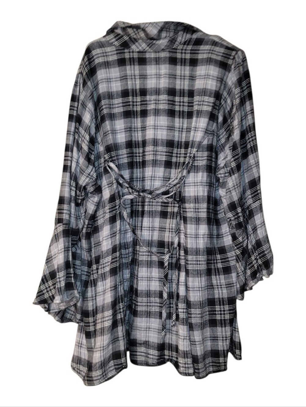Torrid 2 Plaid Flannel Fit & Flare Long Top 2X - Picture 2 of 4